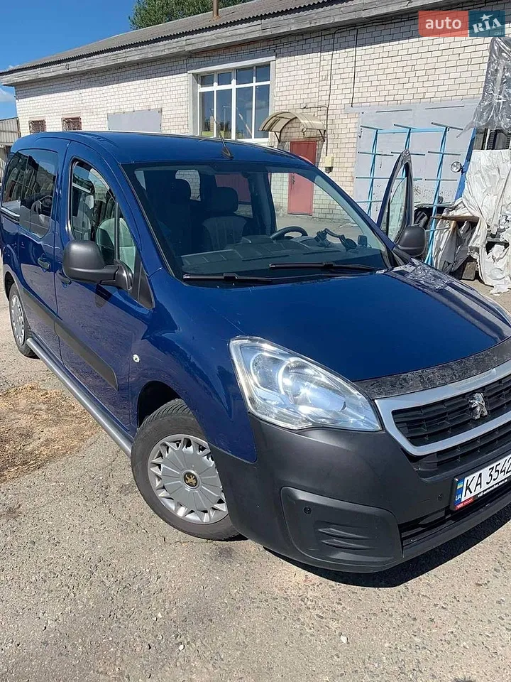 2017 Peugeot Partner - мініатюра 47