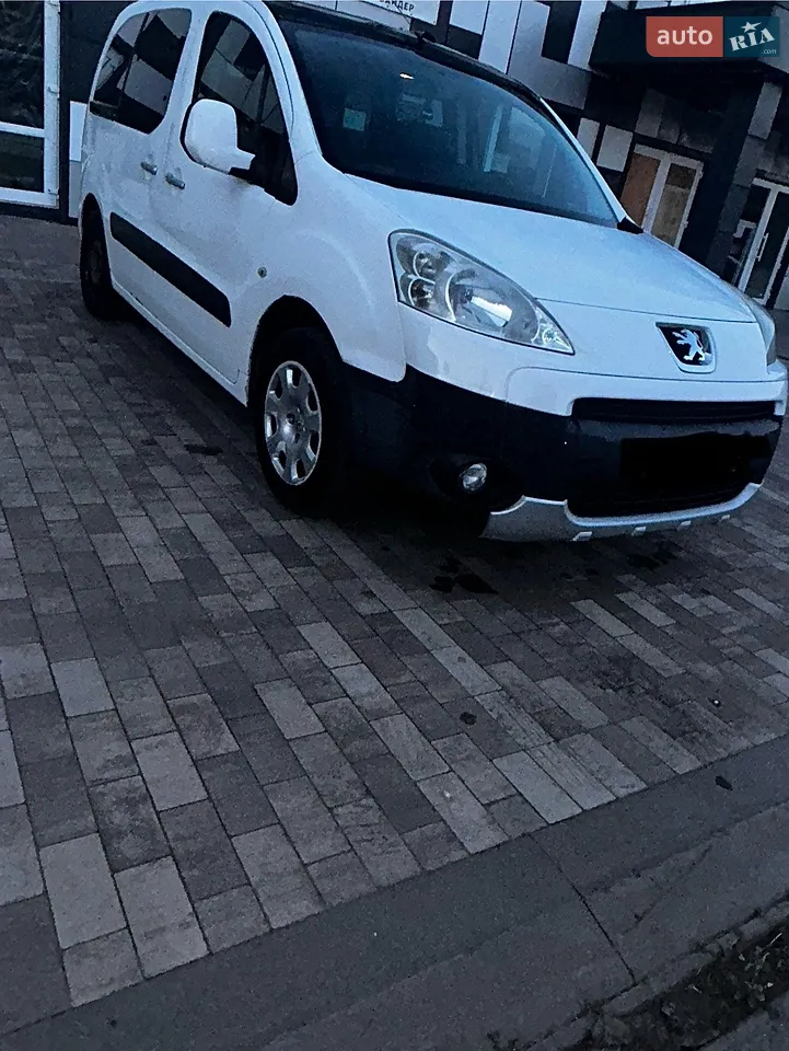 2011 Peugeot Partner - мініатюра 15