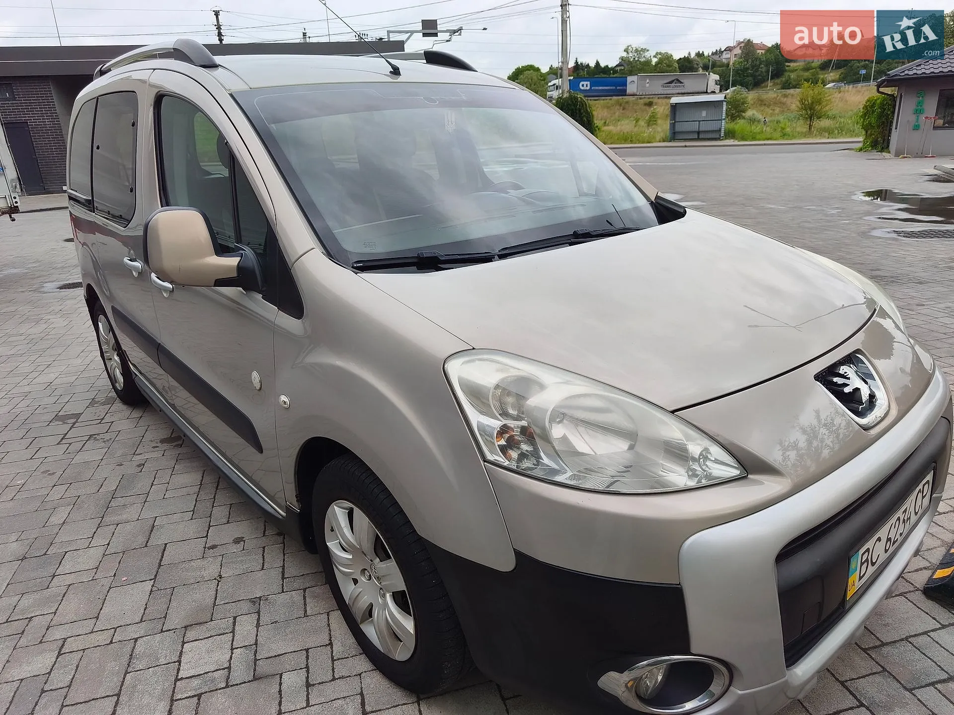 2012 Peugeot Partner - фото 1