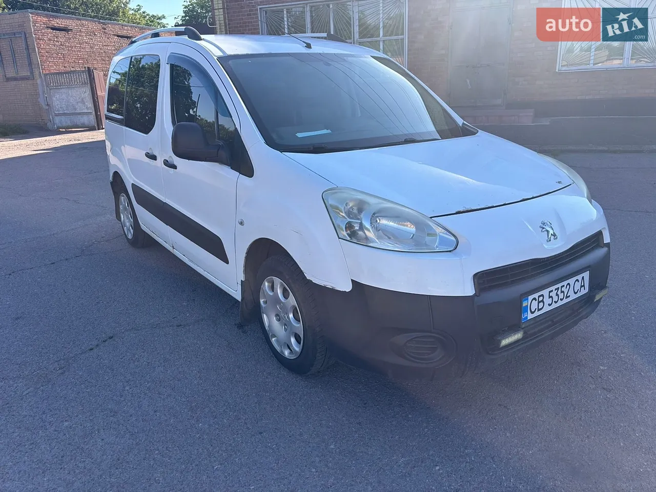 2011 Peugeot Partner - мініатюра 14