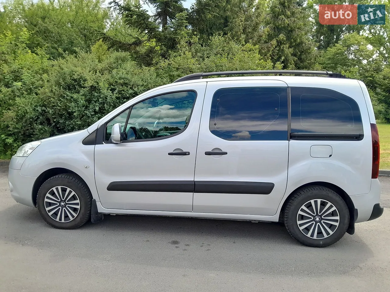 2012 Peugeot Partner - мініатюра 11