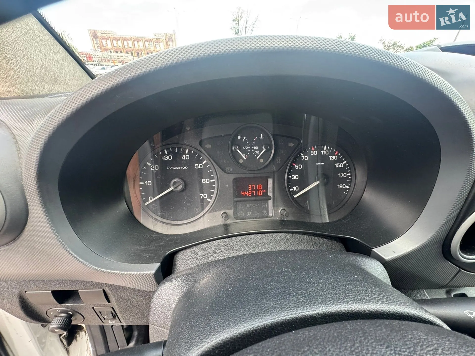 2014 Peugeot Partner - мініатюра 8