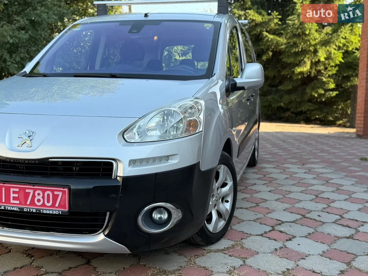 2012 Peugeot Partner - мініатюра 18