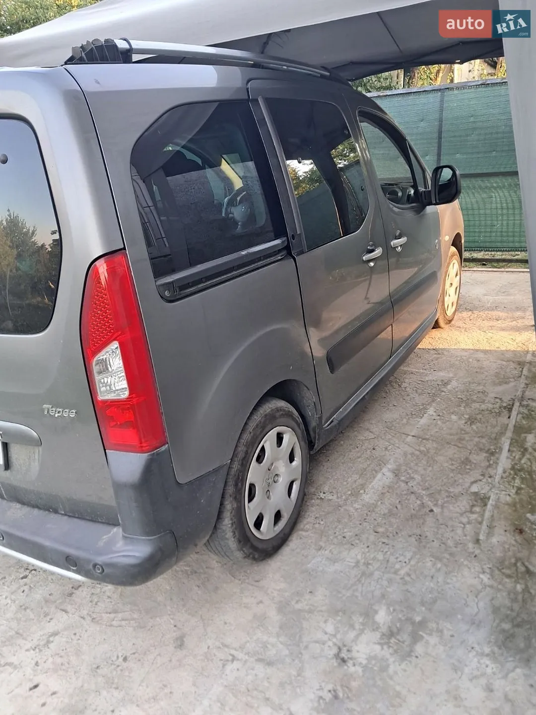 2010 Peugeot Partner - мініатюра 3