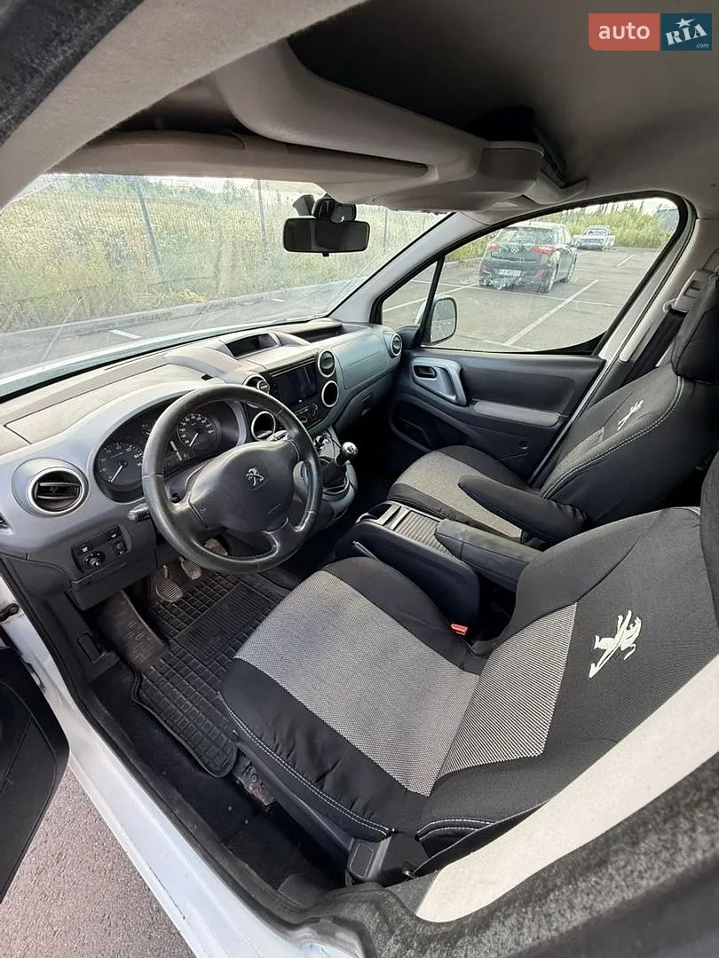 2013 Peugeot Partner - мініатюра 12