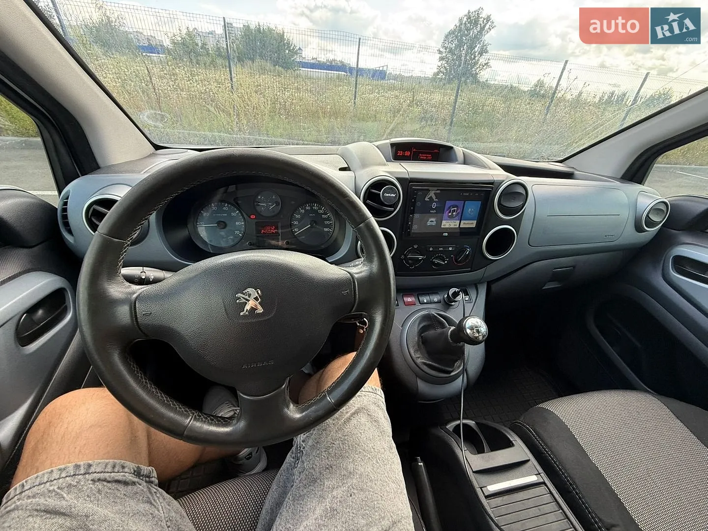 2013 Peugeot Partner - мініатюра 14