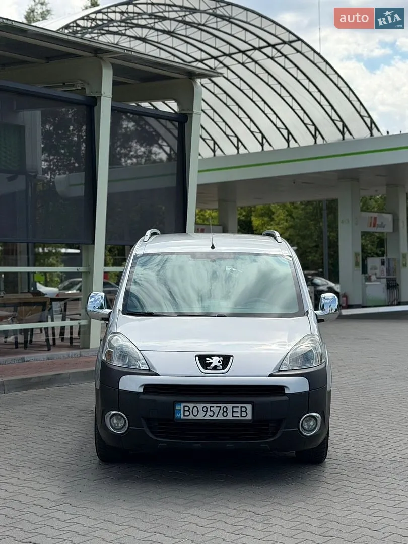 2011 Peugeot Partner - мініатюра 3