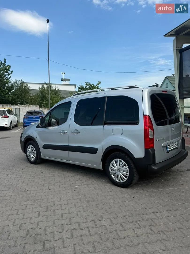 2011 Peugeot Partner - мініатюра 6