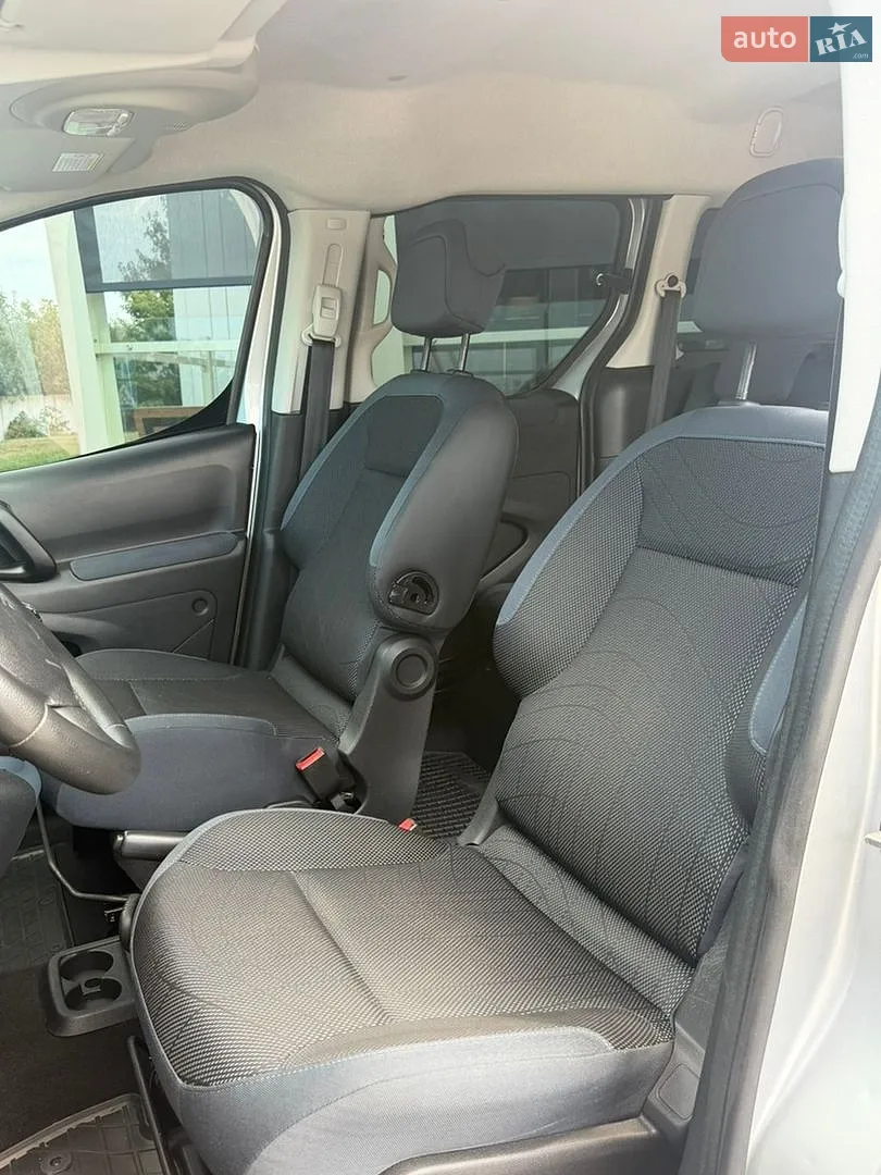 2011 Peugeot Partner - мініатюра 14