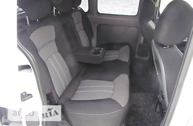 Грузопассажирский фургон Peugeot Partner 2007 в 