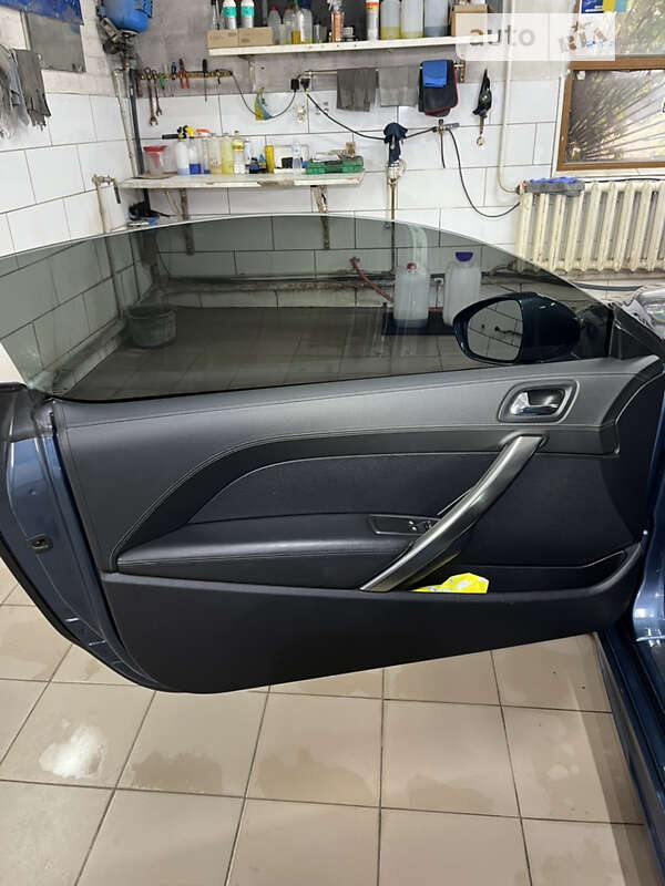 Купе Peugeot RCZ 2010 в Богодухове