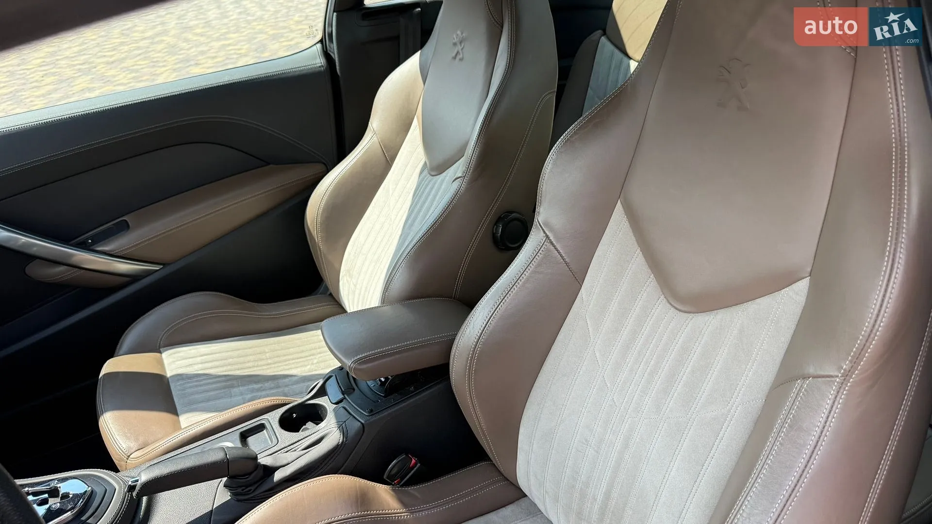 2012 Peugeot RCZ - мініатюра 16