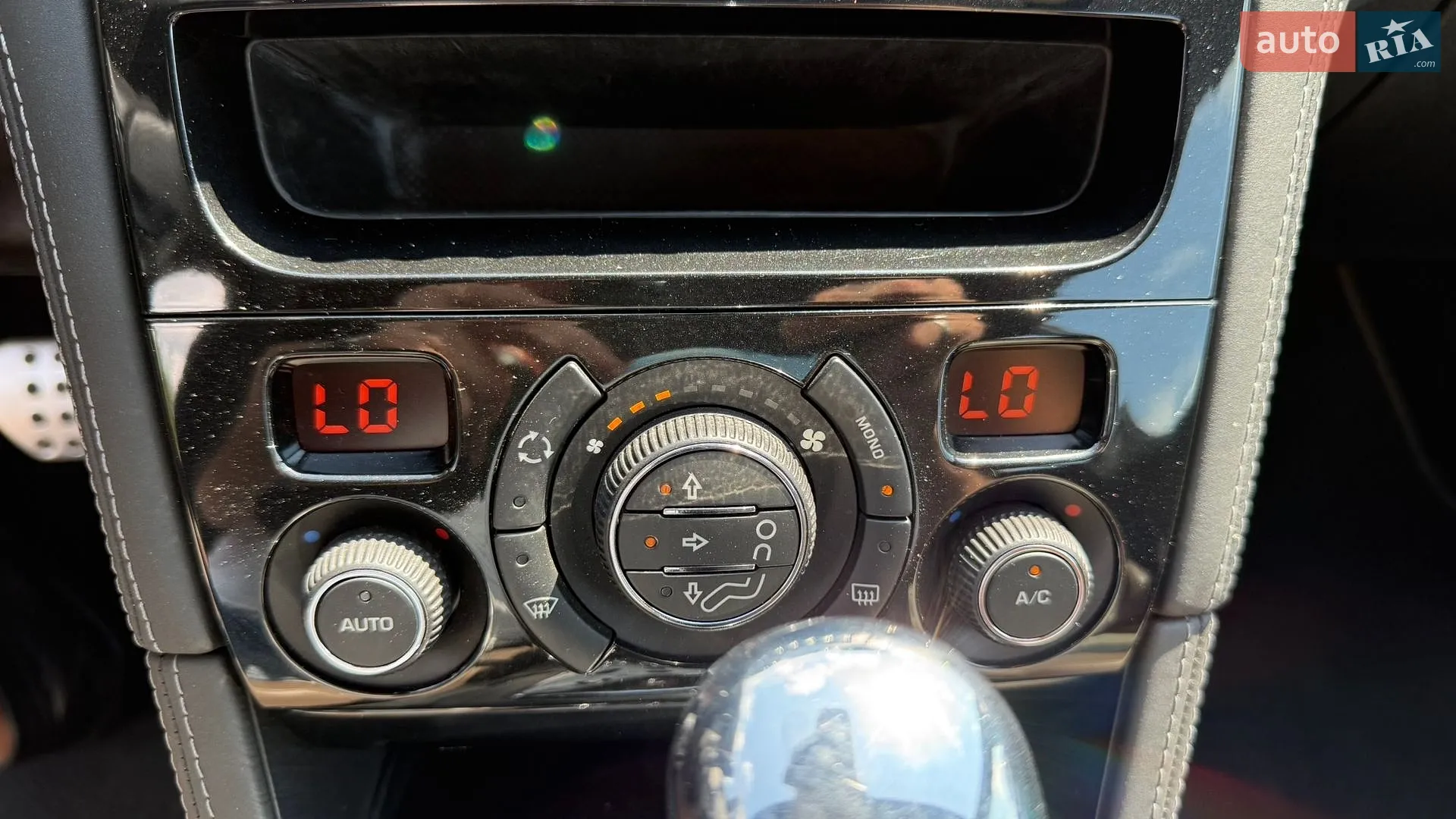 2012 Peugeot RCZ - мініатюра 24