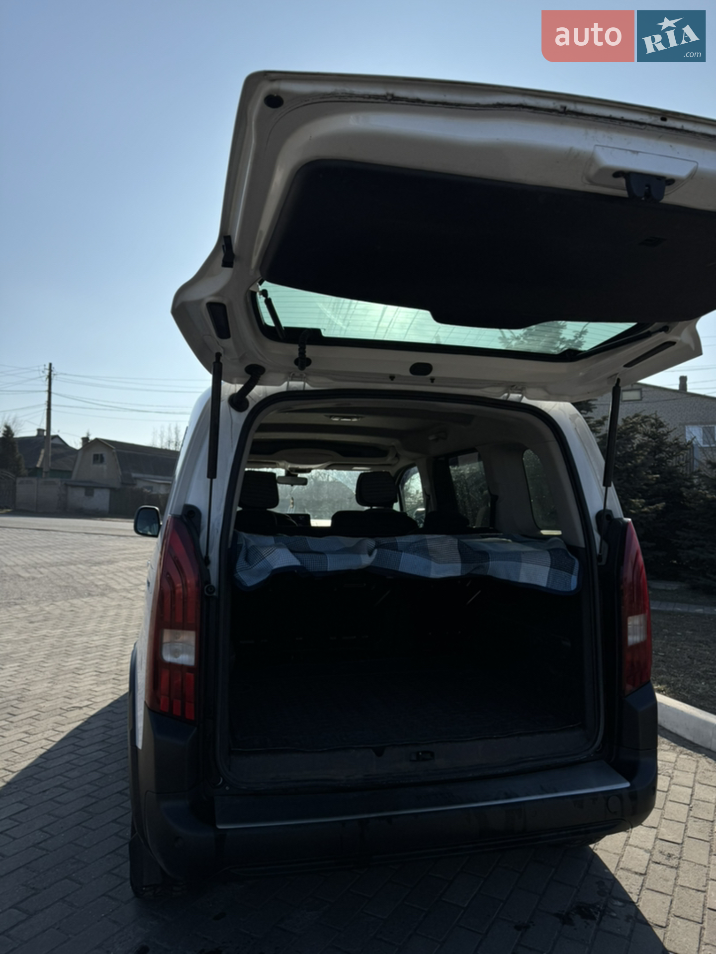 2019 Peugeot Rifter - мініатюра 8