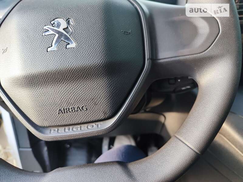 Минивэн Peugeot Rifter 2021 в Бучаче