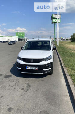 Минивэн Peugeot Rifter 2023 в Ирпене