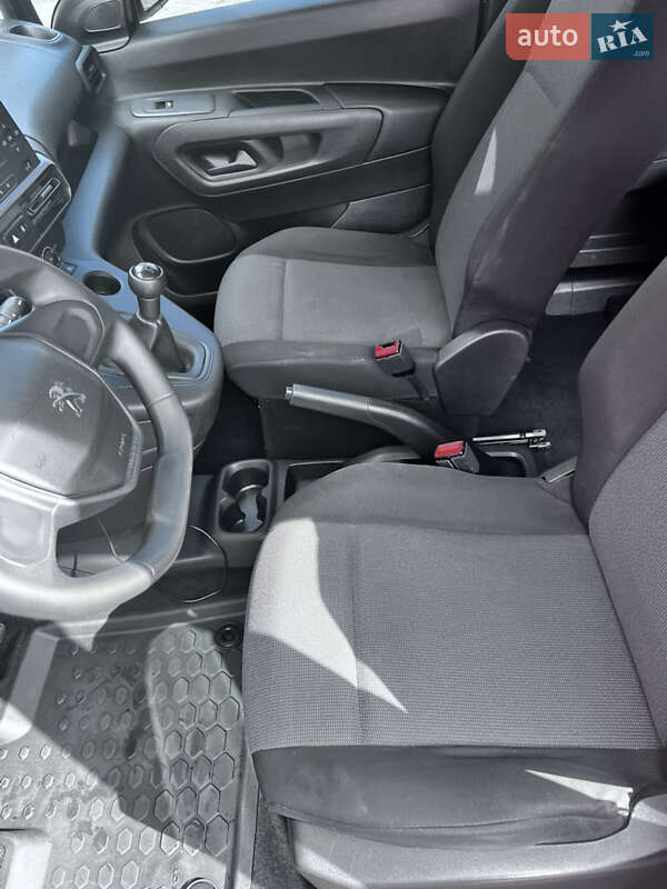 Минивэн Peugeot Rifter 2019 в Киеве