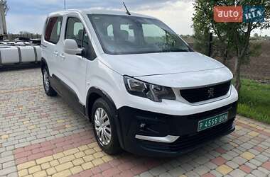 Минивэн Peugeot Rifter 2020 в 