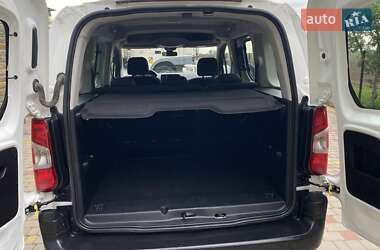 Минивэн Peugeot Rifter 2020 в 