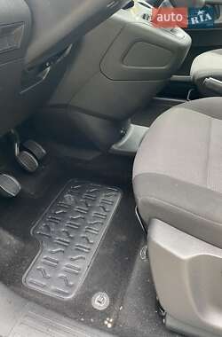 Минивэн Peugeot Rifter 2020 в 