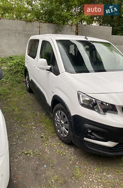Мінівен Peugeot Rifter 2021 в Києві