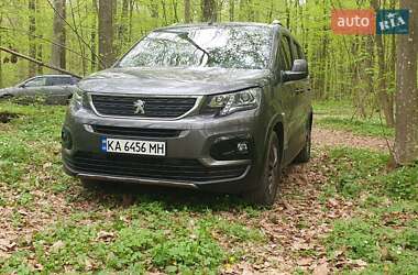 Минивэн Peugeot Rifter 2020 в 