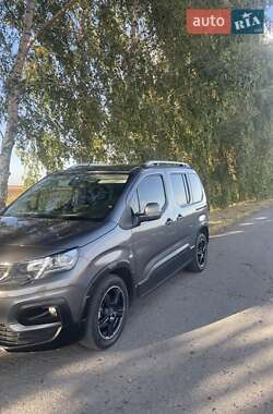 Минивэн Peugeot Rifter 2020 в 