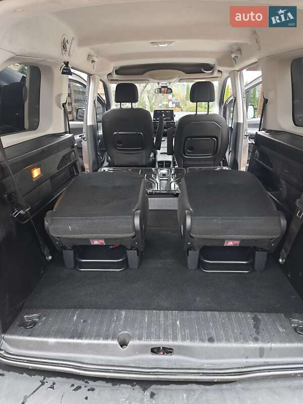 Мінівен Peugeot Rifter 2020 в Києві фото 50 Мінівен Peugeot Rifter 2020 в Києві