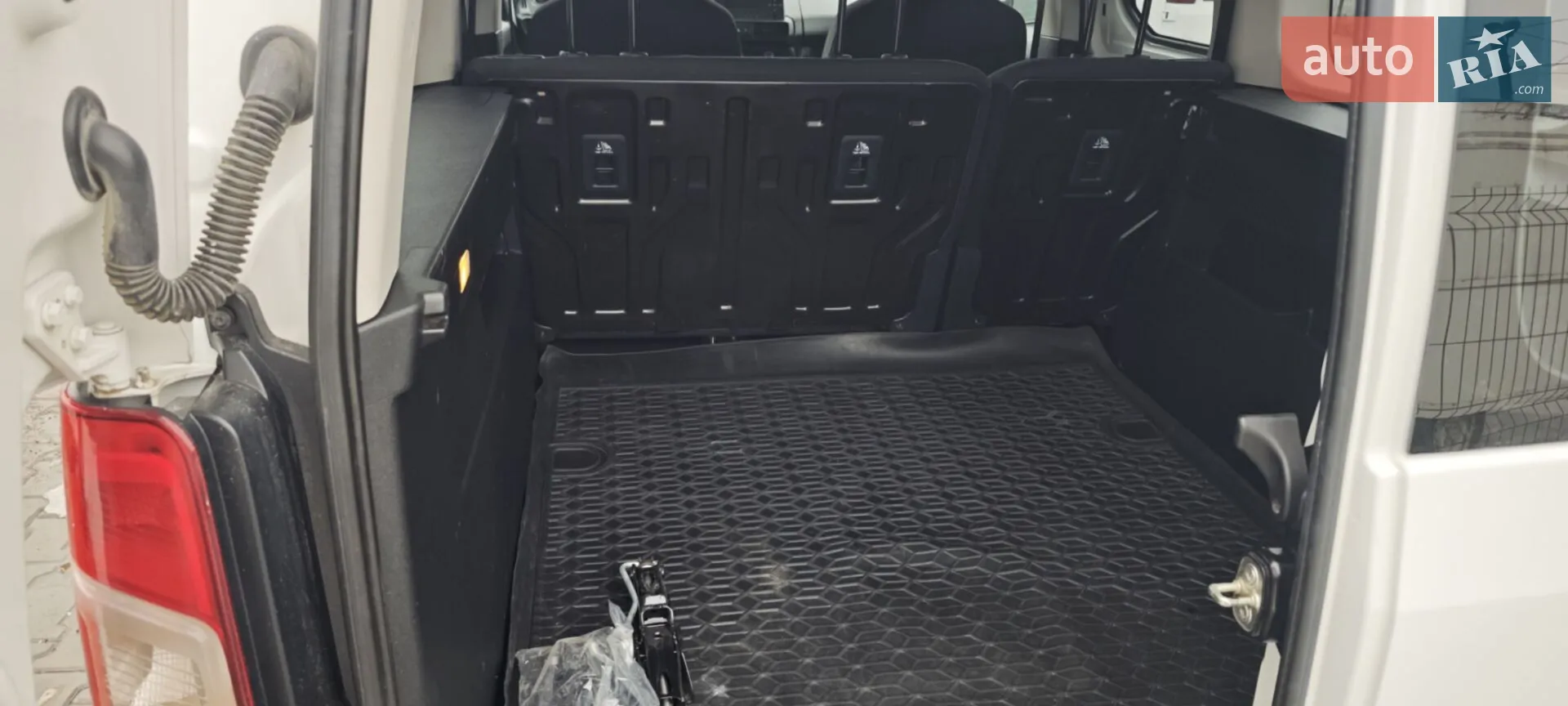2019 Peugeot Rifter - мініатюра 4