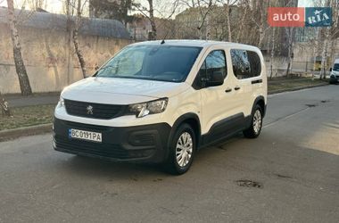 Минивэн Peugeot Rifter 2022 в Киеве