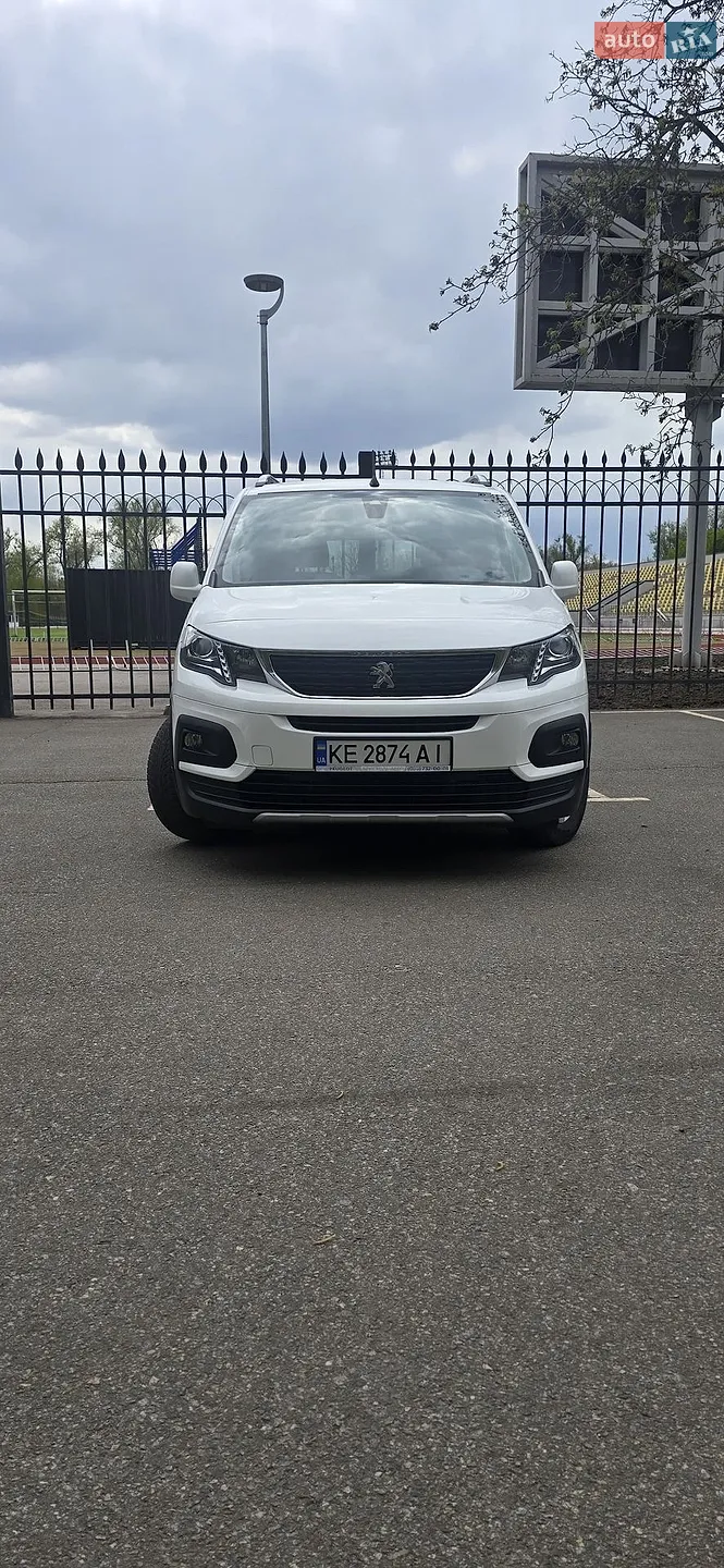2019 Peugeot Rifter - мініатюра 11