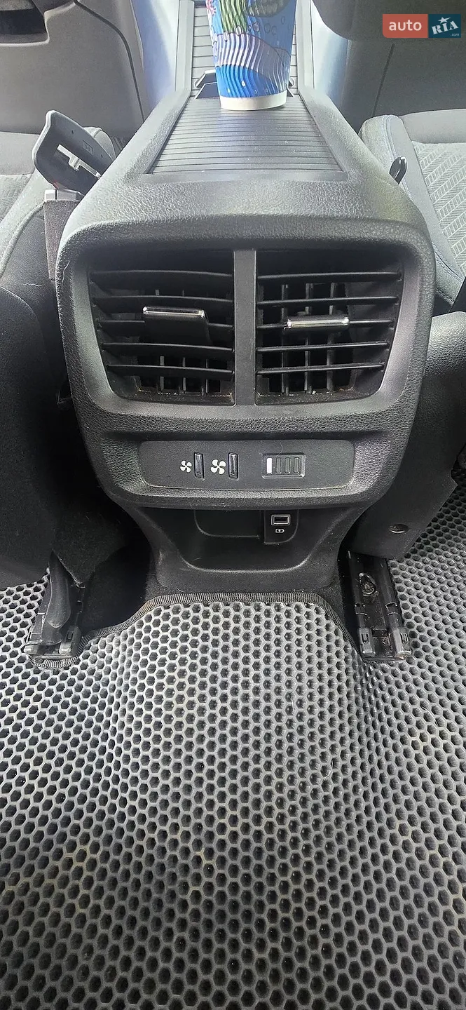 2019 Peugeot Rifter - мініатюра 14