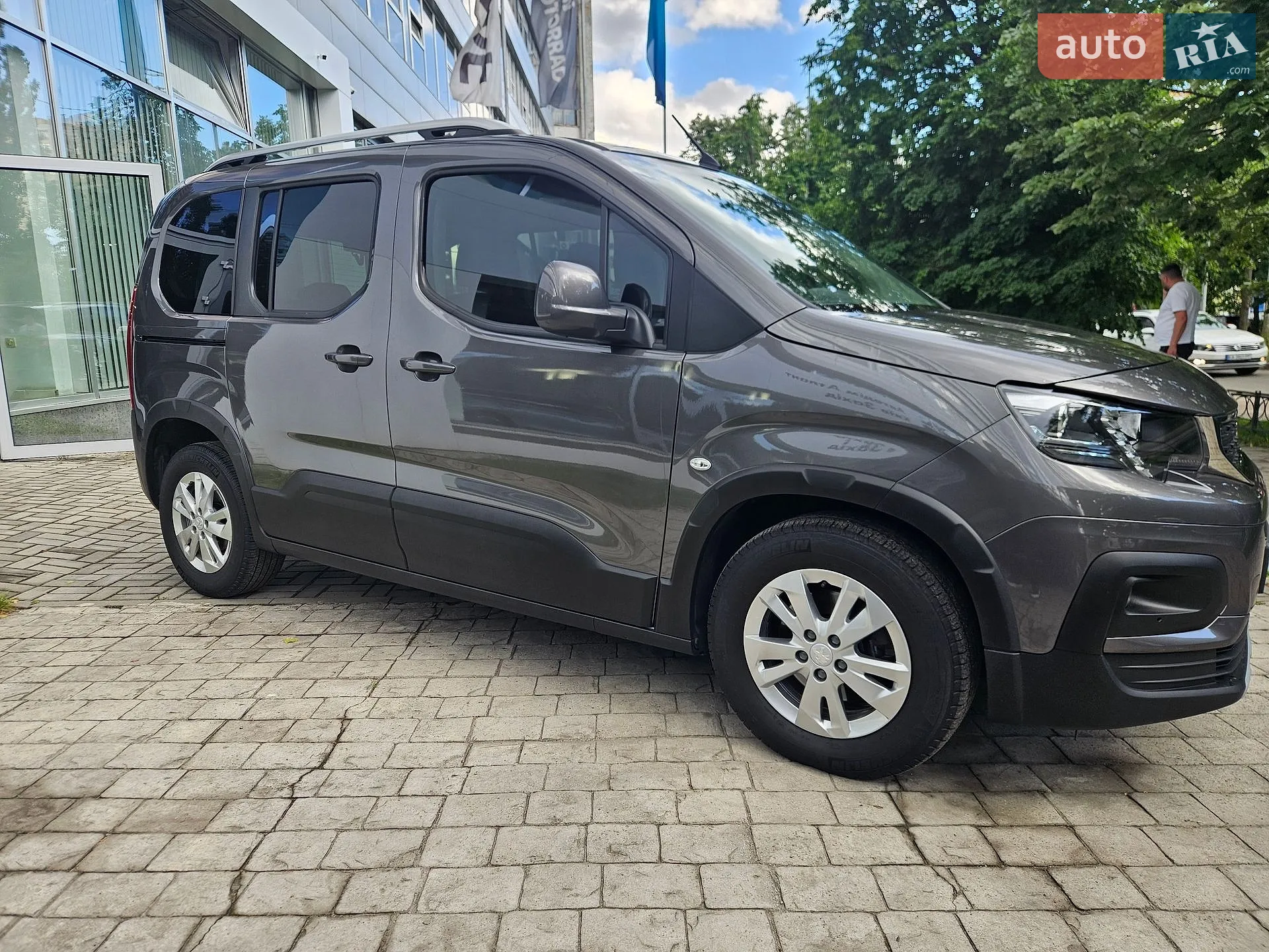 2021 Peugeot Rifter - мініатюра 7