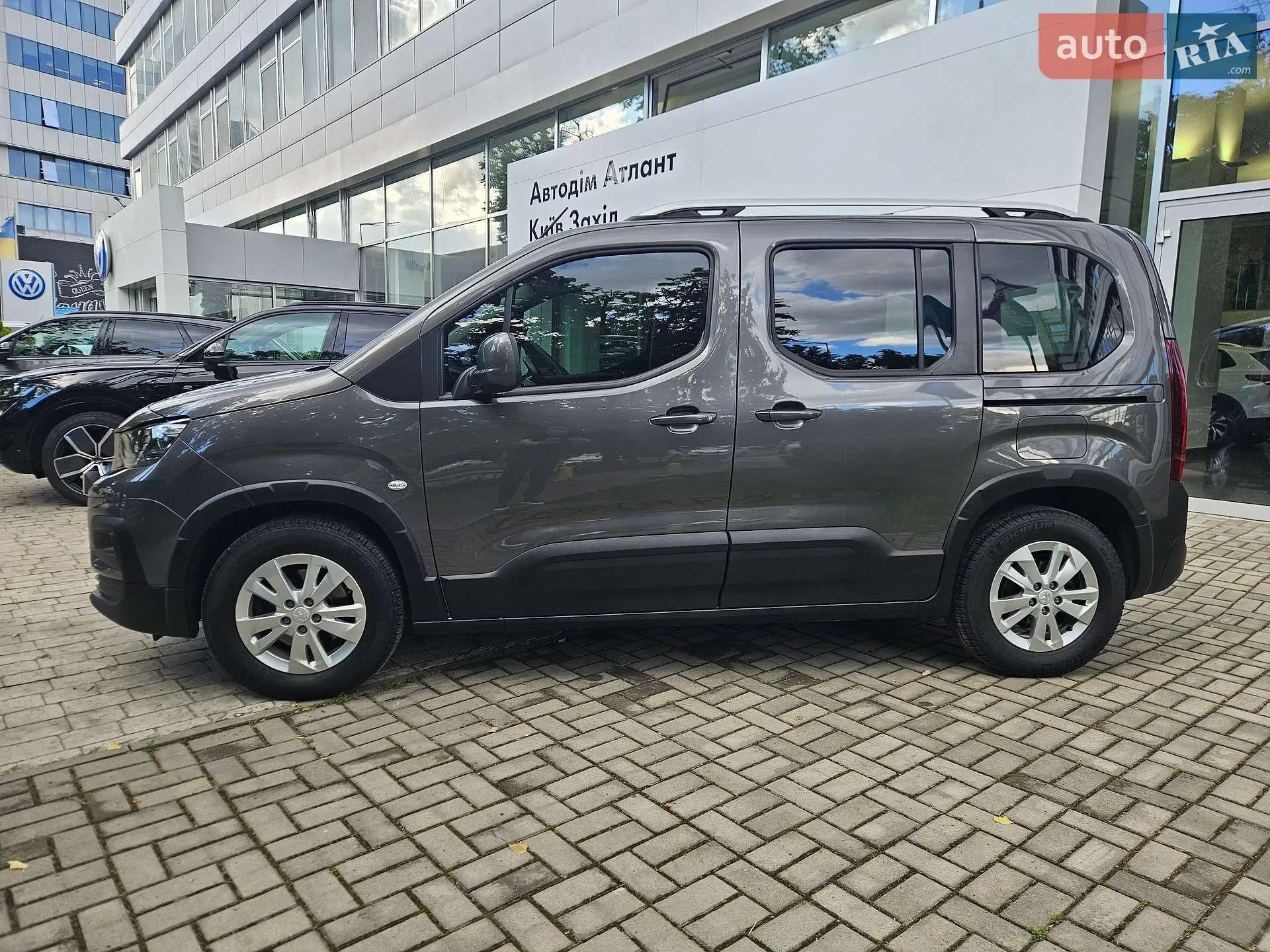 2021 Peugeot Rifter - мініатюра 16