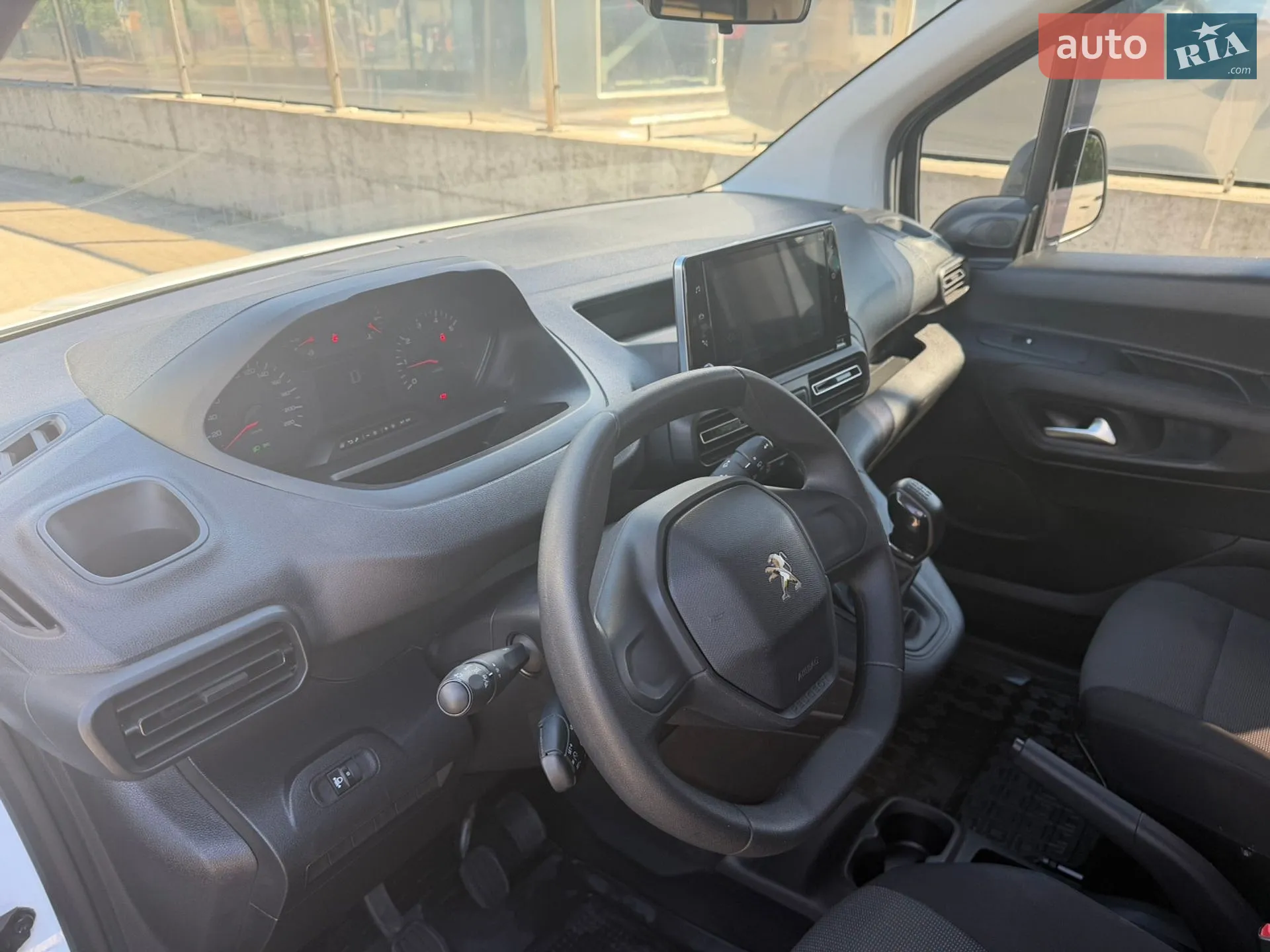 2021 Peugeot Rifter - мініатюра 13