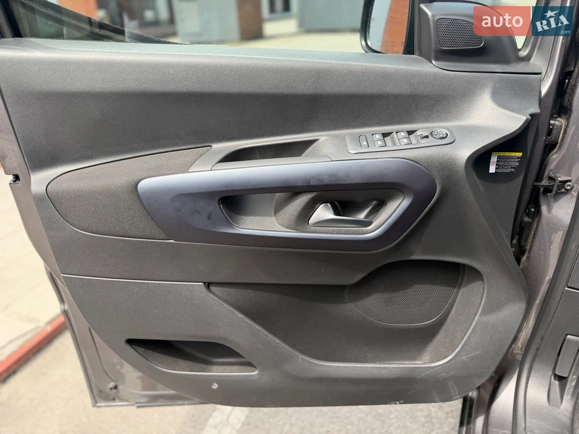 2023 Peugeot Rifter - мініатюра 9