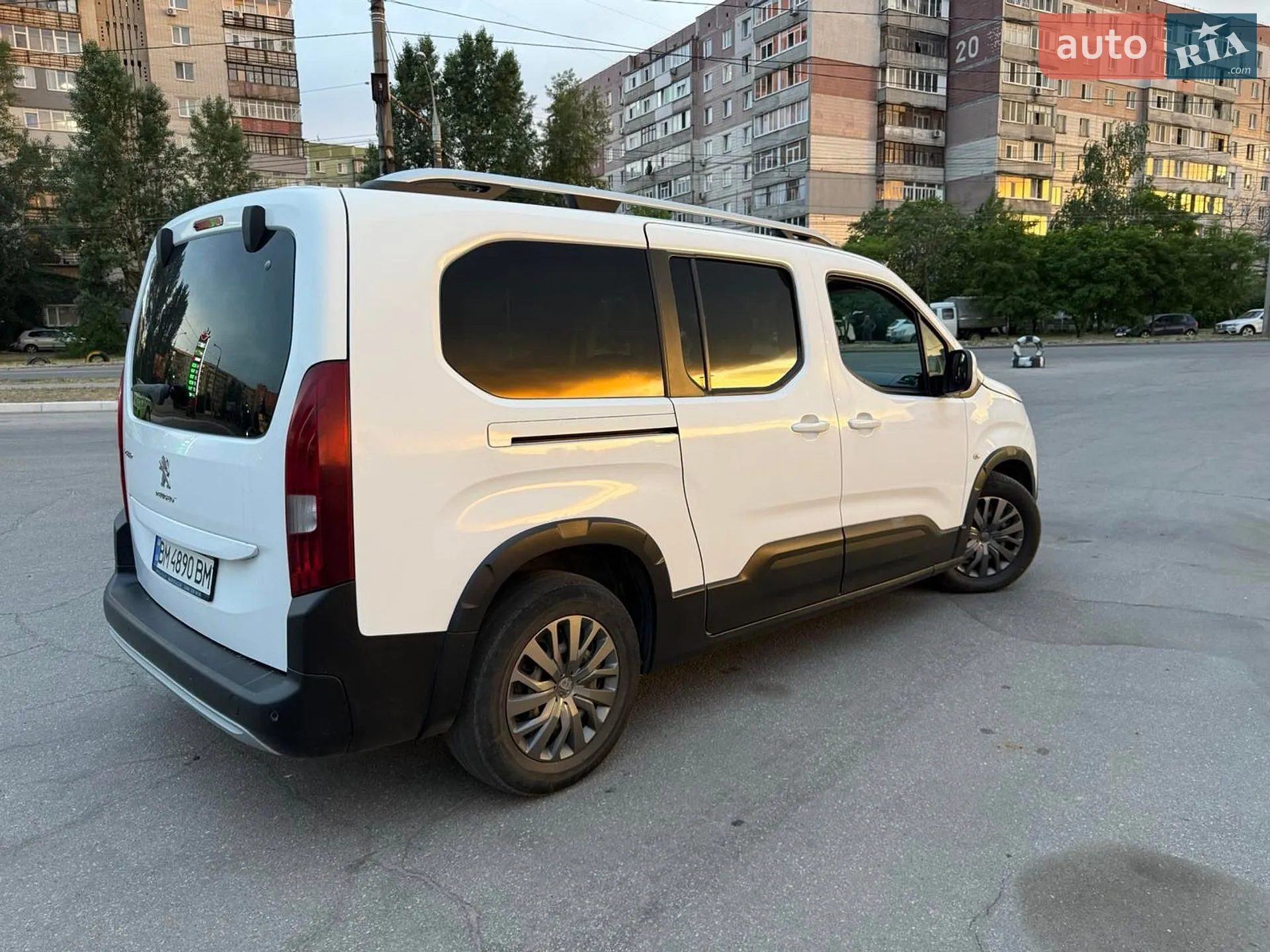 2019 Peugeot Rifter - мініатюра 9