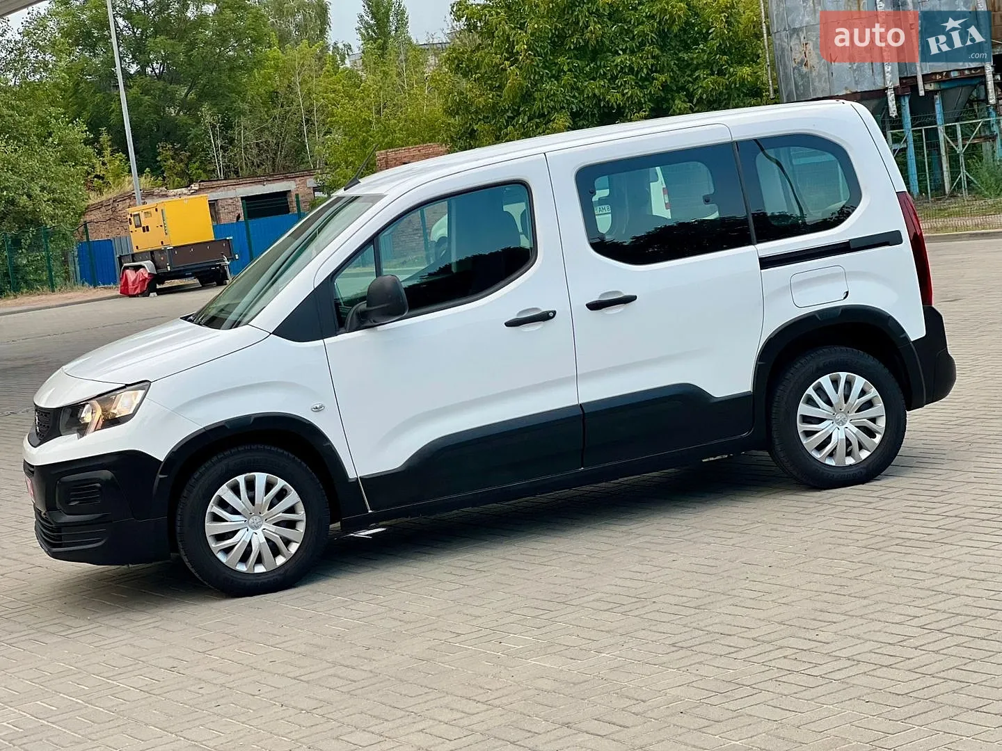 2020 Peugeot Rifter - мініатюра 29