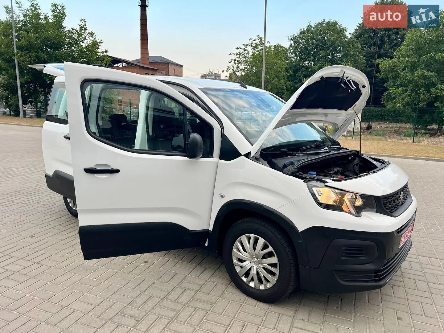 2020 Peugeot Rifter - мініатюра 43