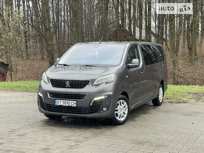 Минивэн Peugeot Traveller 2018 в Болехове