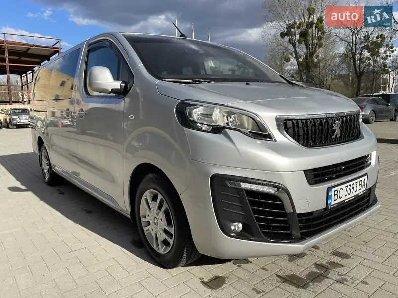 Минивэн Peugeot Traveller 2018 в 