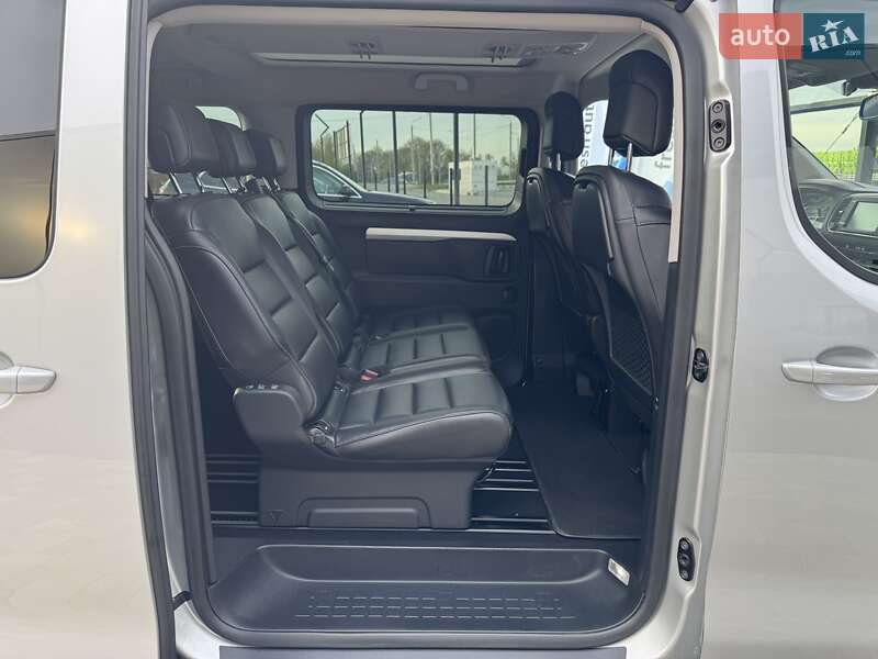 Минивэн Peugeot Traveller 2017 в Ровно