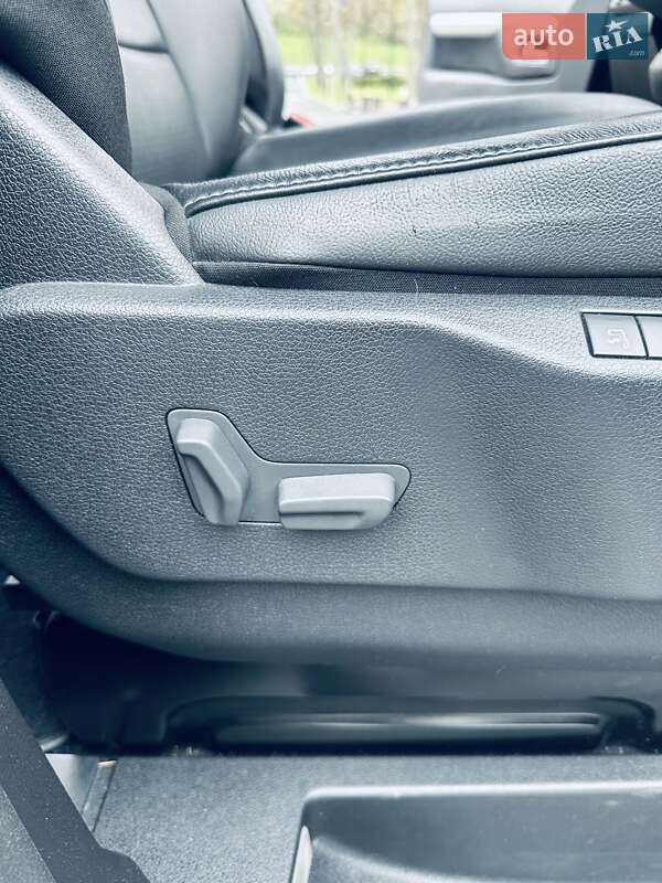 Мінівен Peugeot Traveller 2020 в Києві