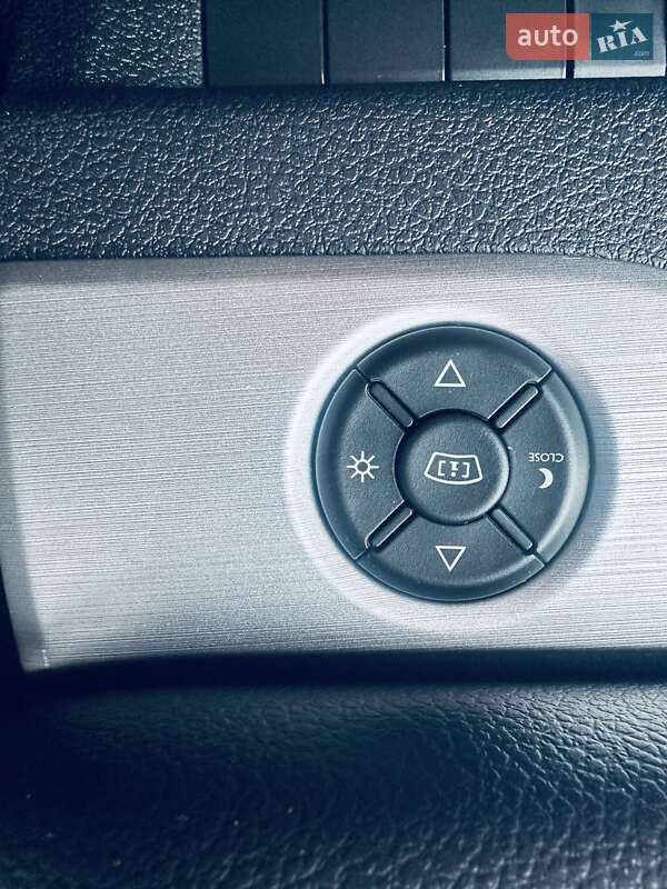 Мінівен Peugeot Traveller 2020 в Києві