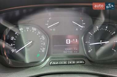 Минивэн Peugeot Traveller 2017 в 