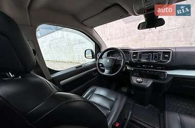 Минивэн Peugeot Traveller 2018 в 