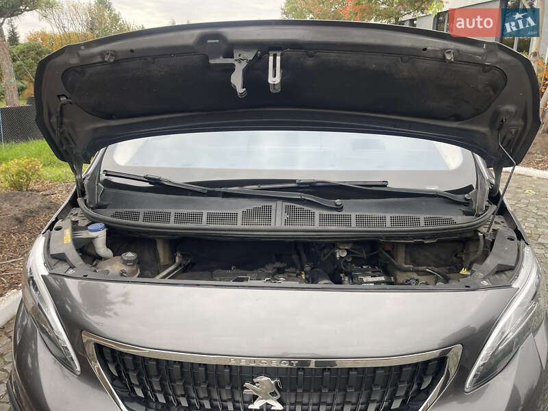 Минивэн Peugeot Traveller 2020 в Кременчуге