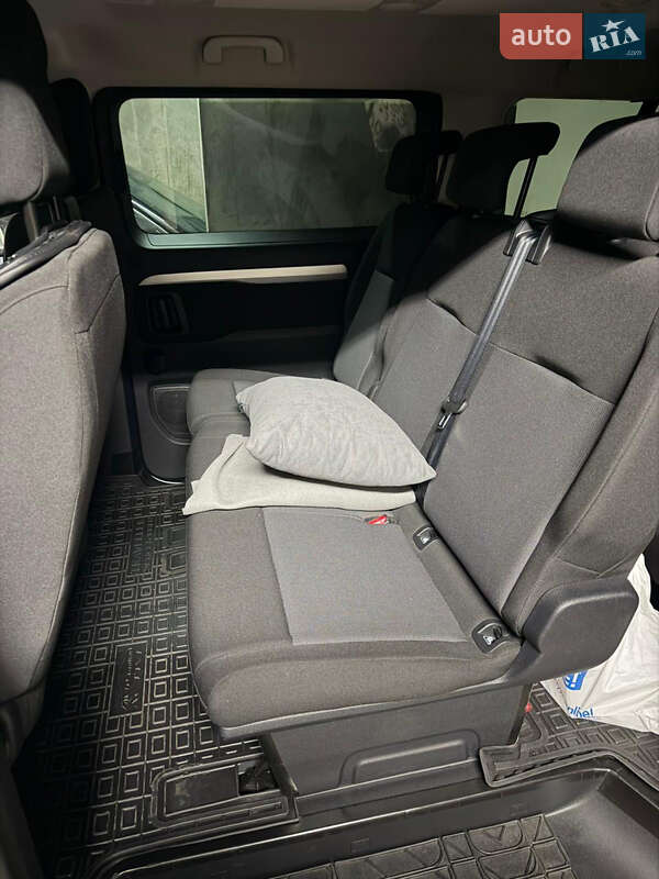 Минивэн Peugeot Traveller 2023 в Киеве