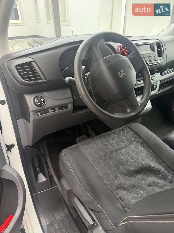 Минивэн Peugeot Traveller 2017 в Киеве