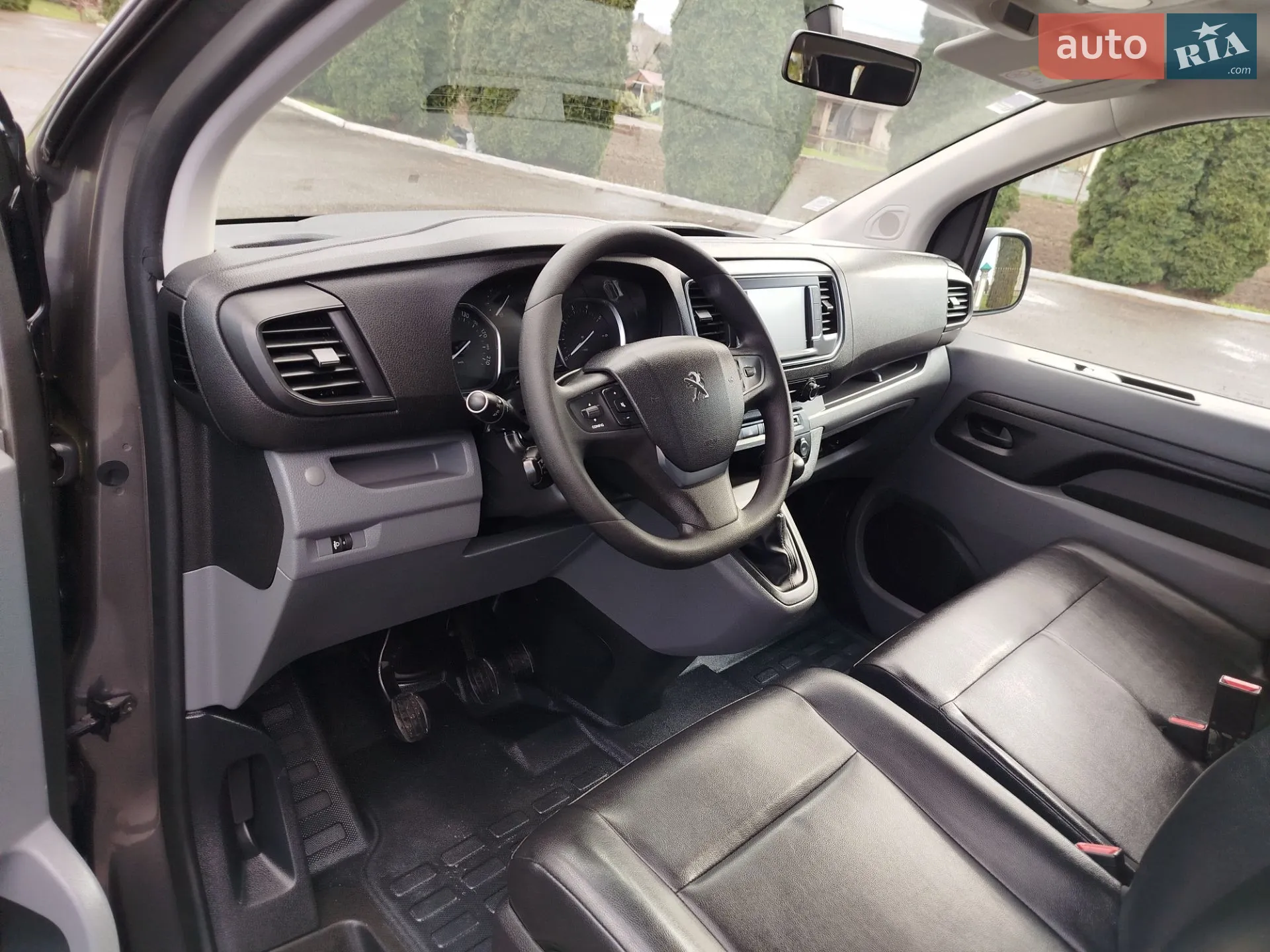 2018 Peugeot Traveller - мініатюра 31